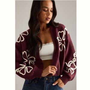 NWT Women's Burgundy Sweater with White Floral Design